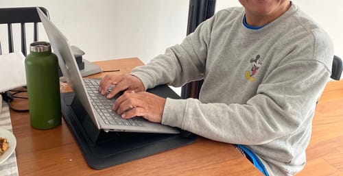 Customer photo review of Funda Notebook Smart Case