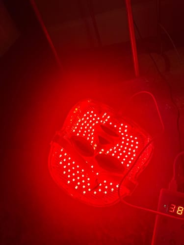 Customer photo review of SkinRenew™ Red Light Mask