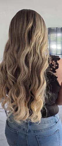 Customer photo review of פאה עם שיער אומברה בלונדיני גלי