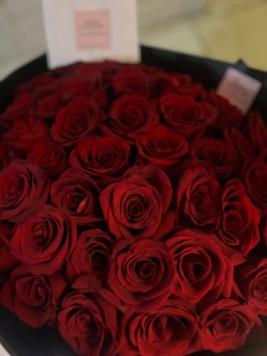Customer photo review of Red Rose Bouquet