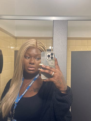 Customer photo review of Outre Melted Hairline Synthetic Lace Front Wig - Kairi