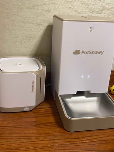 Customer photo review of Automatic Pet Feeder