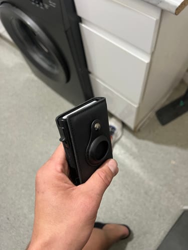 Customer photo review of TagWallet Slide
