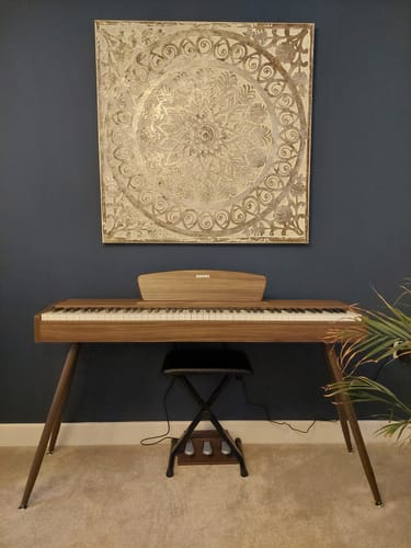 Customer photo review of Donner DDP-80 Wooden Style 88 Key Weighted Digital Piano with Stand & 3 Pedal