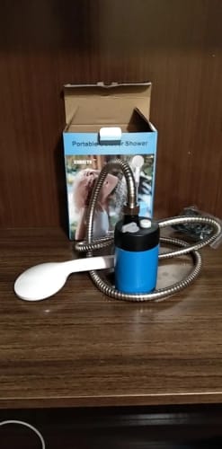 Customer photo review of Vixinx TravelShower™ - Handy shower system when travelling
