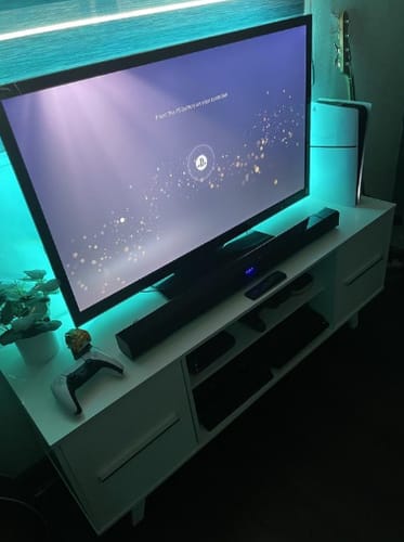 Customer photo review of Mueble para TV Copenhagen 55 Pulgadas Blanco