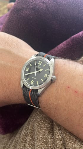 Customer photo review of Pajama Stretch - Green/Red