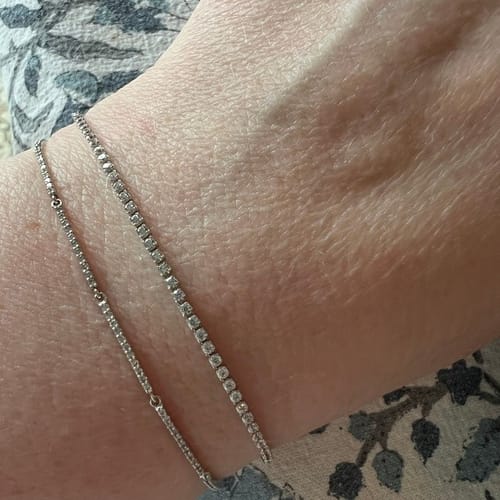 Customer photo review of Bracciale Tennis stampato zirconi bianchi in Oro 18kt 1,5mm