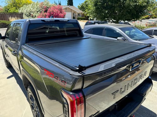 Customer photo review of 2007-2024 Toyota Tundra Recoil Retractable Tonneau Cover