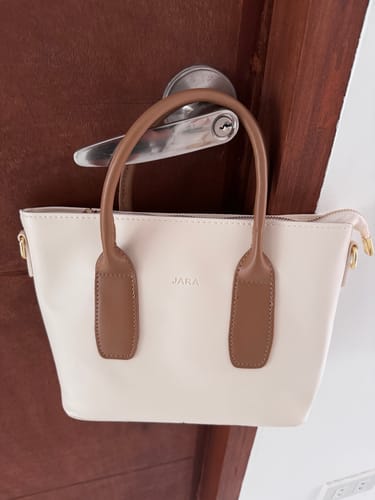 Customer photo review of Serbia Classic Leather Handbag