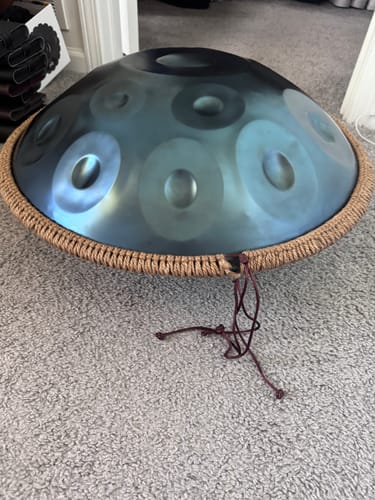 Customer photo review of Cosmos Handpan - Serene Blue 12 Notes in D Minor - Tambourine Gift Set