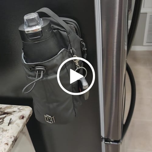 Customer video review of MAGNETIC BOTTLE BAG