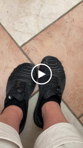 Customer video review of Lorax Pro - Healthy & Non-slip Barefoot Shoes (Unisex) (Buy 1, Get 1 FREE!)