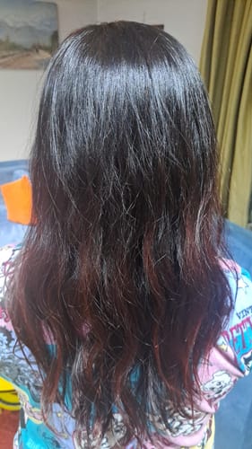 Reseña con foto de un cliente sobre Pack 2 Hennas Jamila BAQ Premium - Cobrizo Intenso y Duradero 🔥 👩🏼🦰