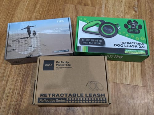 Customer photo review of FIDA 16ft Heavy Duty Retractable Dog Leash