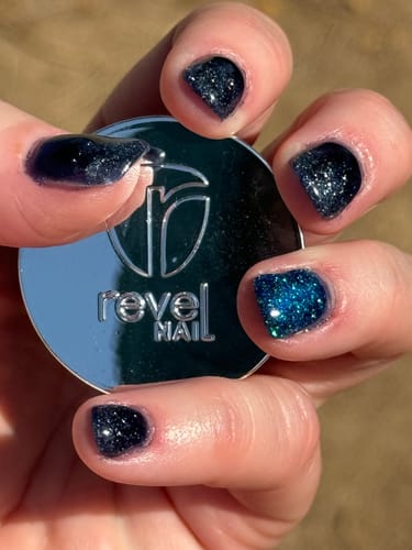 Customer photo review of D367 Duel Blue Crème Dip Powder