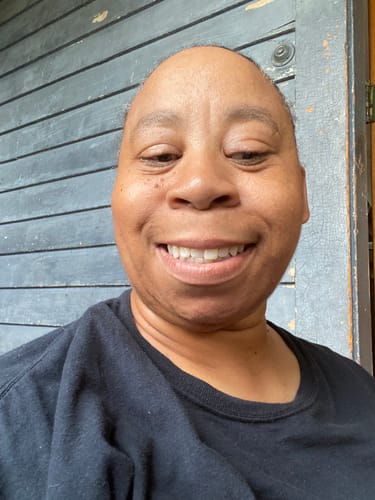 Customer photo review of Cocomint Pulling Oil with 7 Essential Oils & Vitamins D3, E & K2 (Mickey D Formula), 8 oz - 3 Pk