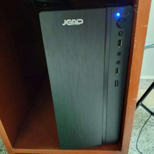 Customer photo review of PC/ Computador GAMING AMD Ryzen 5600g con 8gb de ram, ssd 256, case corporativo fuente de poder.