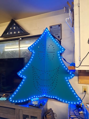 Customer photo review of ChromaCharacters Christmas Tree 4 Mouth