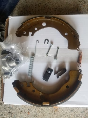 Customer photo review of Rear Brake Drum Shoes Spring And Cylinders Kit For Honda Civic K8N-100462