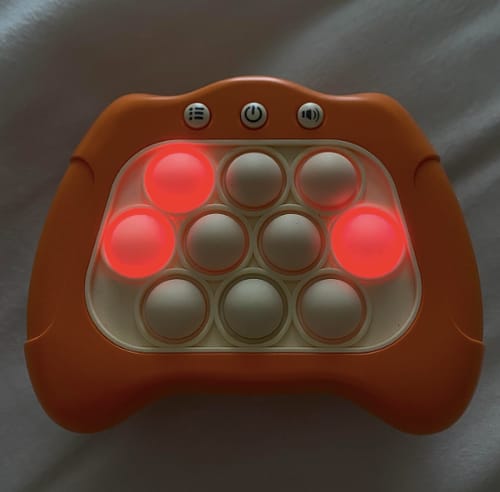 Customer photo review of SUPER POP IT - Juguete Sensorial - Memoria Concentración Destreza Ansiedad