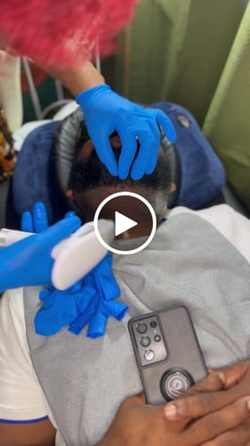 Customer video review of Elite Smooth Personal 808nm Diode Laser