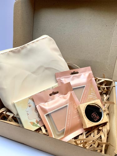 Customer photo review of Cover & Set Beauty Bundle