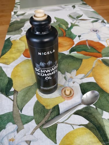 Customer photo review of Ägyptisches Bio Schwarzkümmelöl ungefiltert - kaltgepresst in Rohkostqualität - 200ml