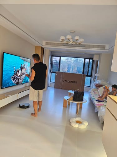 Customer photo review of Daisy Cushion