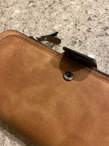 Customer photo review of Women's Magnetic Clasp Wallet