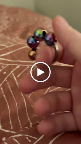 Customer video review of The Galaxy Oil Slick Fidget