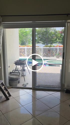 Customer video review of SmartWings Motorized Roller Shades 100% Blackout Vinyl