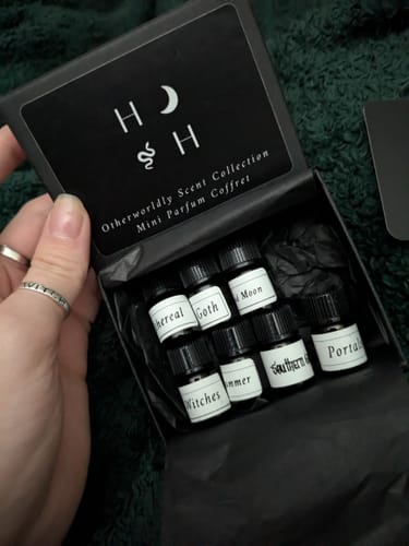 Customer photo review of Complete Mini EDP Coffret | 6 Scents 2.5ml Vials *Now Includes Soft Goth & Southern Gothic + Discount code