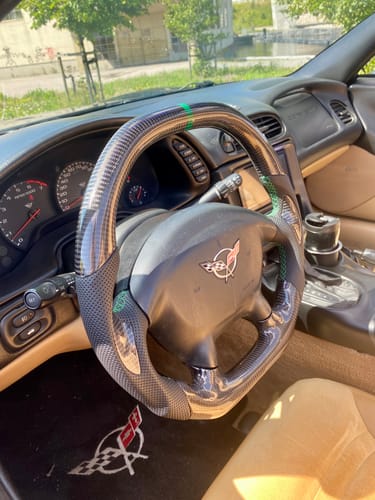 Customer photo review of Custom Carbon fiber Steering Wheel 1997-2004 C5 Chevy Corvette