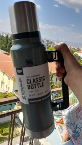 Customer photo review of Stanley Classic Legendary Bottle Yeşil 1.4 L
