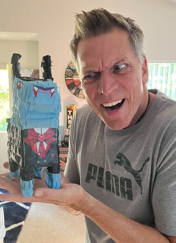 Customer photo review of Vampire Piñatagram