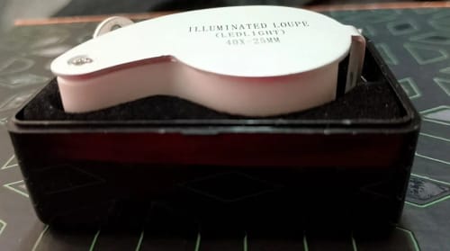 Customer photo review of Loupe de bijoutier pliable x40