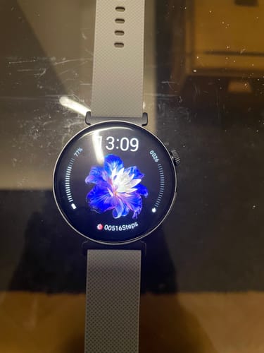 Customer photo review of LuminaFit Pro Serie mit SOS-Funktion AMOLED-Display