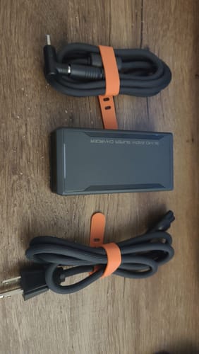 Customer photo review of 240W DC/USB C Charger