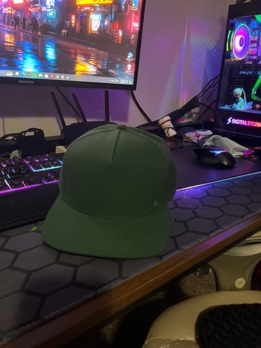 Customer photo review of THE MOSS (flat)