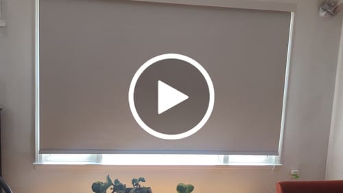 Customer video review of SmartWings Motorized Roller Shades 100% Blackout Essential