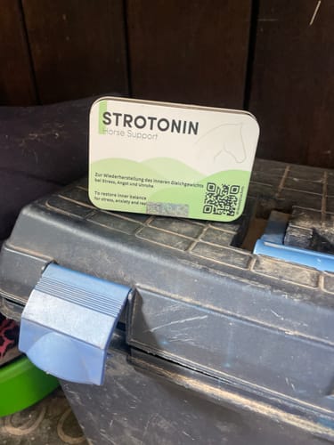 Customer photo review of Strotonin Horse Support