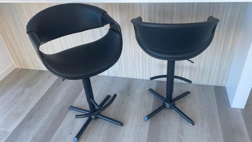 Customer photo review of Max Kitchen Bar Stool