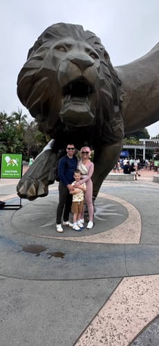 Customer photo review of Calabasas Crop Top - Lip Gloss