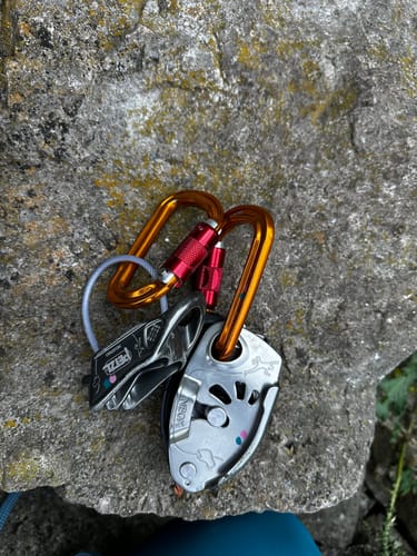 Customer photo review of Sm'D Twist-Lock Carabiner