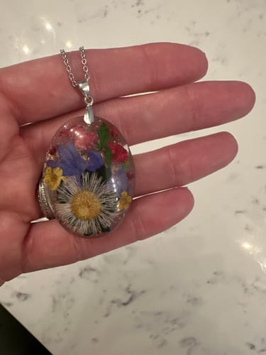 Customer photo review of Wildflower Necklace with Real Wildflowers and Cremains