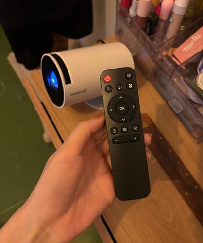 Customer photo review of מקרן נייד - projector