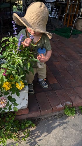 Customer photo review of Packable Sun Hat Nativo