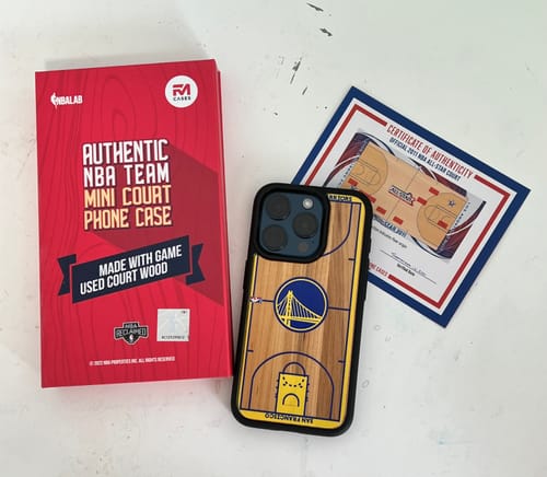 Customer photo review of Golden State Warriors - NBA Authentic Wood Case