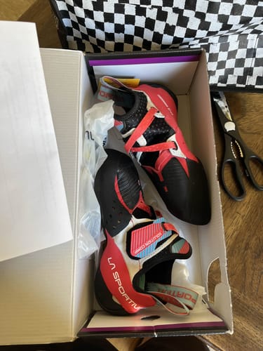 Customer photo review of Women's Solution Comp (Past Season)